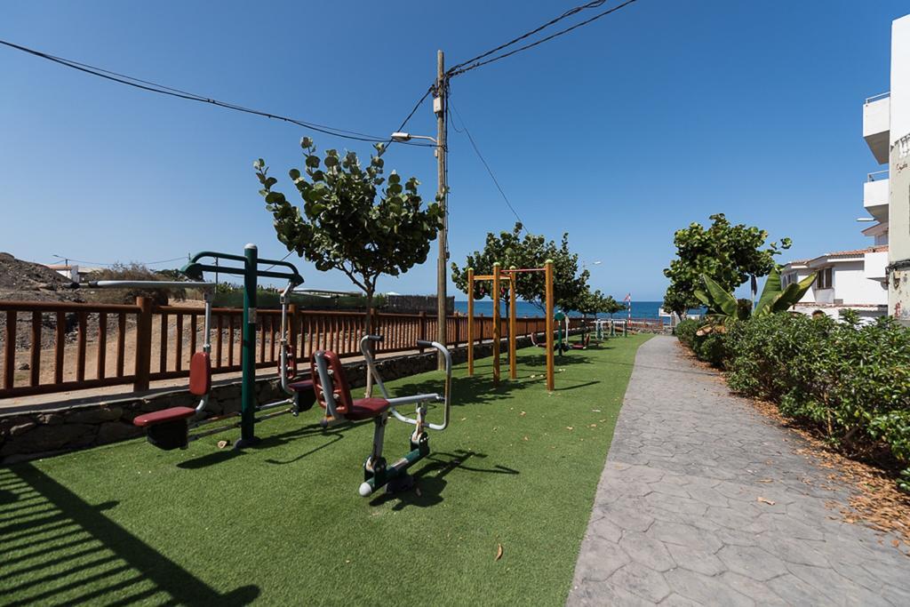 Deluxe Home, Sea View And Terrace Gc52 Arucas Exterior photo